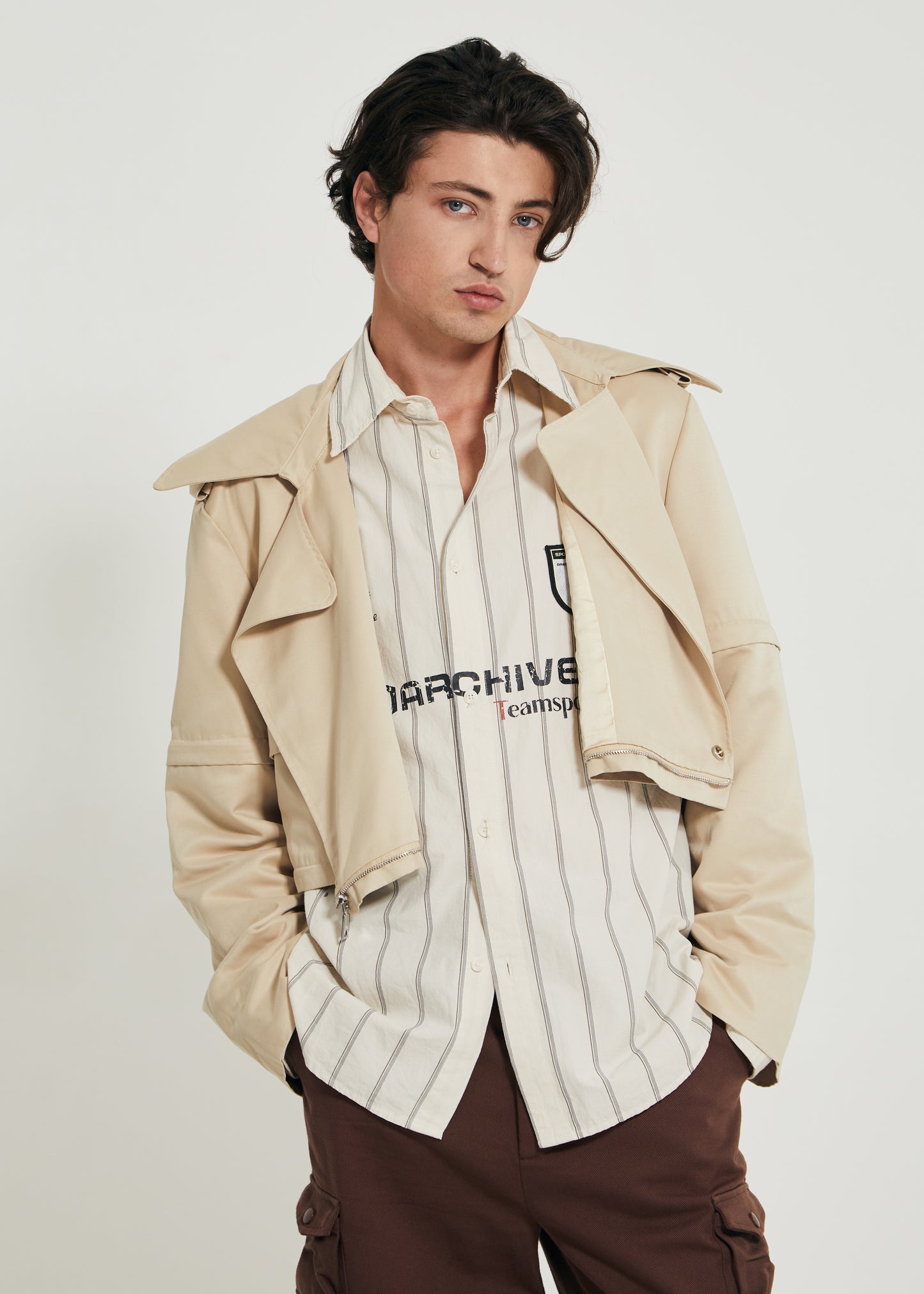 THE LIGHTWEIGHT TRENCH