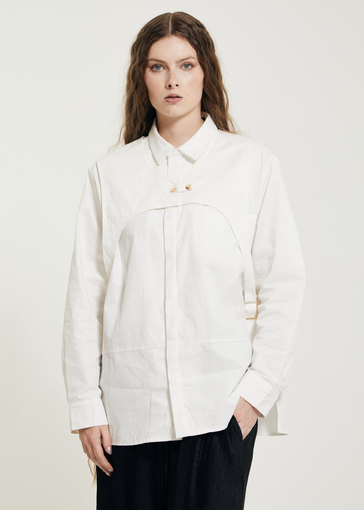 THE WHITE SHIRT