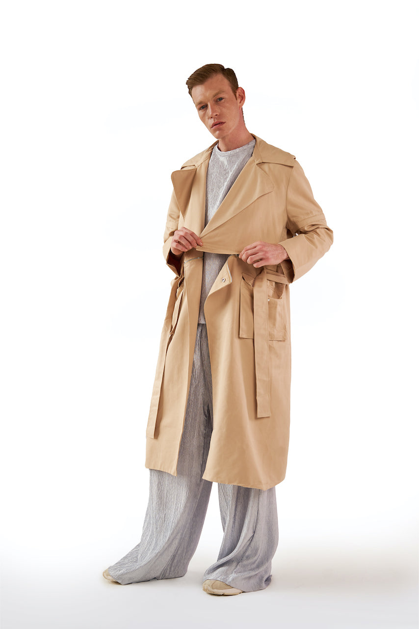 THE LIGHTWEIGHT TRENCH