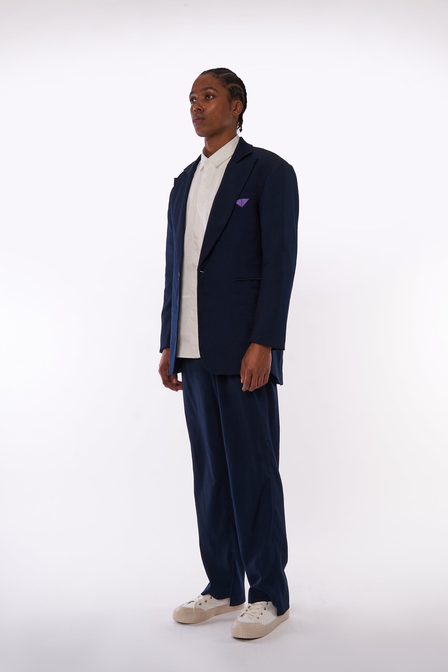 THE SUIT BLAZER